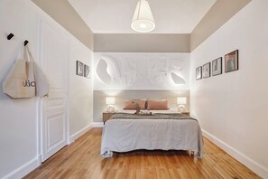 Bügeleisen/Bügelbrett, WLAN, Bettwäsche