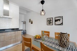 Dining - Vacation 'Agua Y Sol I' with Sea View, Shared Pool and Wi-Fi (Poris de Abona)