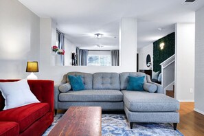 Smart TV, mesa de ping pong