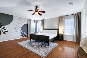 4 bedrooms, free WiFi, bed sheets