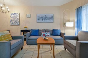 TV - Resort Access/Near Attractions (Kissimmee)
