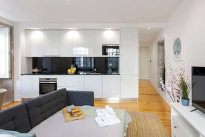 1 slaapkamer, een strijkplank/strijkijzer, reisbedje, gratis wifi