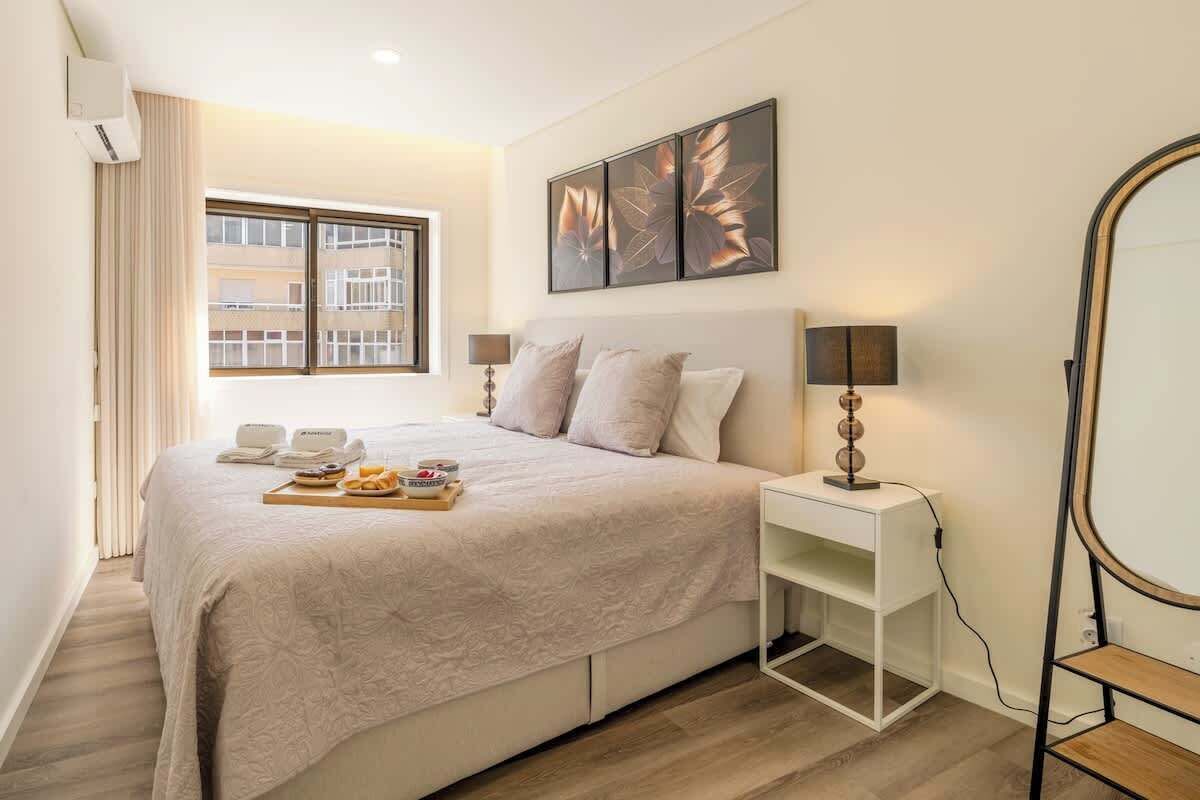 3 sovrum, skrivbord, strykjärn/strykbräda och gratis wi-fi