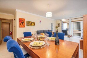 Dining - Bright & Spacious Flat by HostWise (Vila Real de Santo António)
