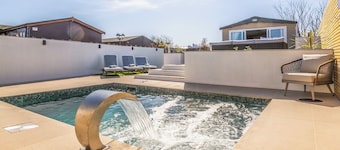 Our WOW Lodge sets the standard for luxury accommodation.