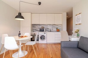 Interior - HostWise – Modern & Cozy Flat | Near the Beach (Matosinhos)