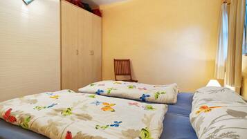 2 Schlafzimmer, Bügeleisen/Bügelbrett, kostenloses WLAN, Bettwäsche