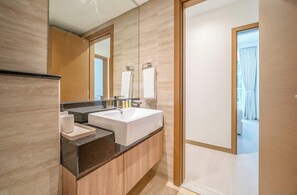 Imagen sin descripción, 4 de 52, botón