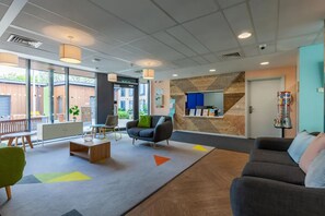 Lobby sitting area - Student Only Kendrick Hall (Reading)