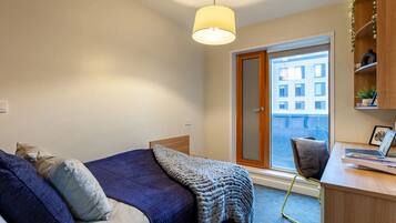 Single Room, Non Smoking | Blackout drapes, free WiFi