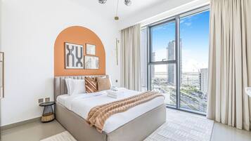 2 bedrooms, desk, iron/ironing board, free WiFi