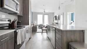 Unclassified image, 4 of 26, button - Landing | Beautiful 1BD, Gym, Clubhouse (San Antonio)