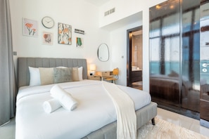 1 bedroom, in-room safe, iron/ironing board, free WiFi