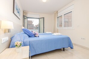 2 Schlafzimmer, Bügeleisen/Bügelbrett, Internetzugang