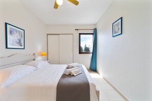 2 bedrooms, iron/ironing board, free WiFi, bed sheets - Passport Beach - 201 by HelloVacations (Albufeira)