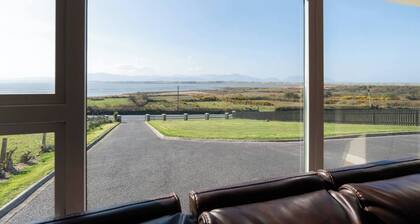 Inch by the Sea - Sea Views