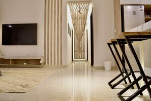 Interior - Modern Comfort in the Heart of New Cairo – Walk to Waterway (New Cairo)
