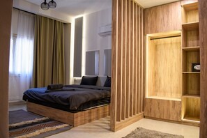 3 Schlafzimmer, Schreibtisch, Bügeleisen/Bügelbrett, kostenloses WLAN