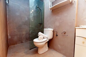 Shower - Apartment in Roses near Santa Margarita Beach (Rosas / Roses)