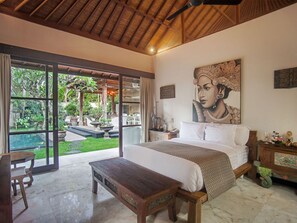 2 habitaciones, tabla de planchar con plancha, internet y ropa de cama