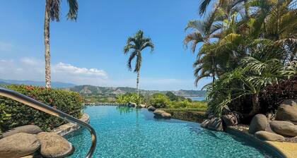 Luxury 3BR Condo at Los Sueños Montebello