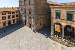 Miscellaneous - Appartamento Centrale - Overlooking the charming Piazza Signorelli (Cortona)