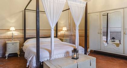 Appartamento Centrale - Overlooking the charming Piazza Signorelli