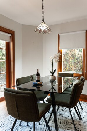 تناول الطعام