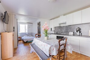 1 bedroom, iron/ironing board - Le Robinson - proche plage (Marseillan)
