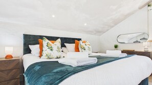 WiFi, bed sheets