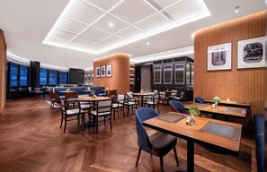 Dining - City Inn Shanghai Xizang South Road Hotel (Shanghai)