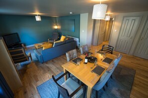 Interior - Hillside Apartment in Tobermory (Tobermory)