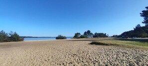 Vlak bij het strand