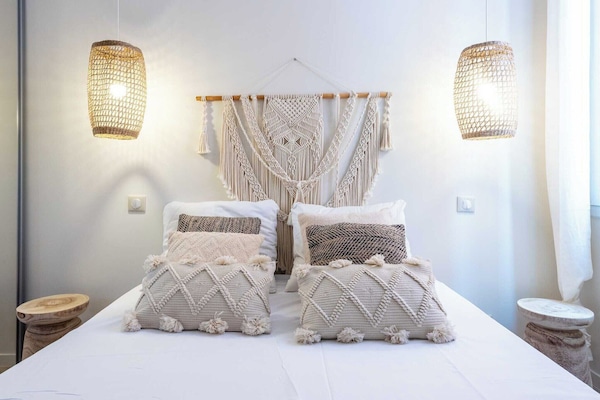 2 chambres, bureau, fer et planche à repasser, Wi-Fi gratuit