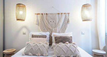 Modern apartment -2BDR/6P - 300m from the BEACH