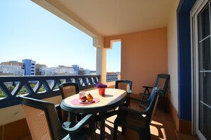 Outdoor dining - LA MARINA 2 60 - Two Bedroom Apartment, Sleeps 5 (Punta del moral)