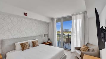 2 bedrooms, iron/ironing board, travel crib, WiFi