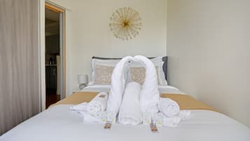 1 chambre, fer et planche Ă repasser, Wi-Fi gratuit, draps fournis