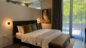 4 bedrooms, free WiFi, bed sheets