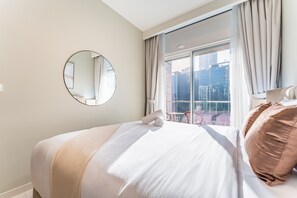 2 bedrooms, in-room safe, iron/ironing board, free WiFi