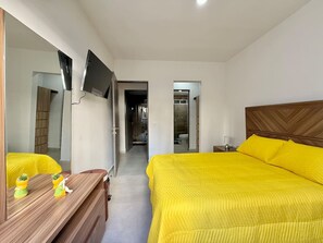 2 bedrooms, desk, iron/ironing board, WiFi