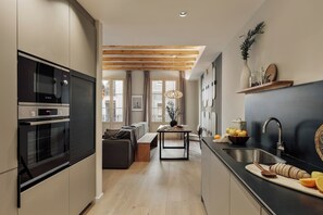 Fridge, microwave, oven, stovetop