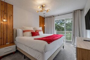 4 bedrooms, iron/ironing board, travel cot, WiFi