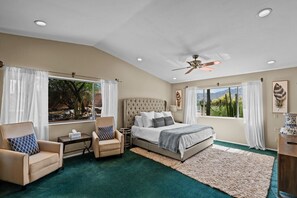 3 Schlafzimmer, Schreibtisch, Reisekinderbett, kostenloses WLAN