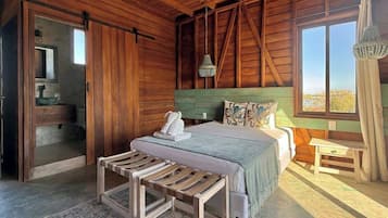 Ferros/tábuas de passar roupa, Wi-Fi, roupa de cama
