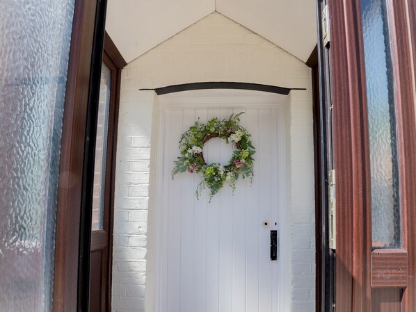 Exterior detail - Magnolia Cottage, your cosy Getaway! | Pass the Keys (Little Waltham)