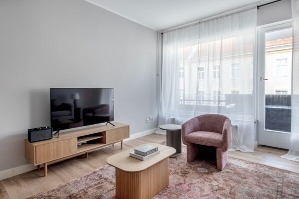 TV, stereo