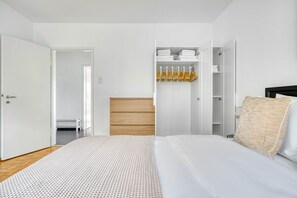 1 chambre, fer et planche à repasser, Wi-Fi, draps fournis