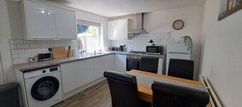 Charming 3 bed near A1 and central Peterborough