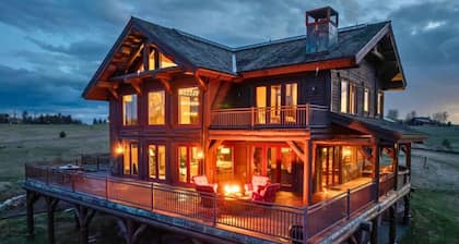 Timeless Timber Estate by Roav Retreats